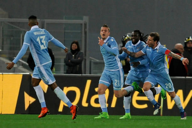 包括克里斯 包括克里斯