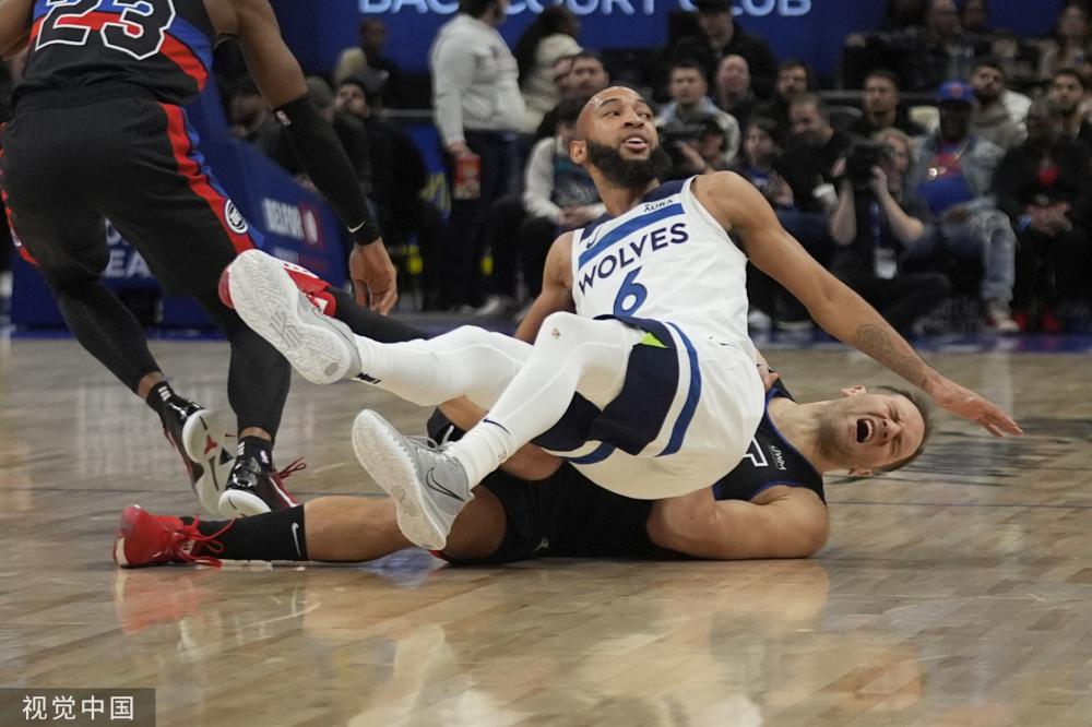 赛中显露无 赛中显露无